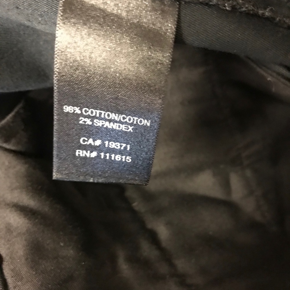 ROBERT RODRIGUEZ PLEATED SHORTS - Picture 5 of 5